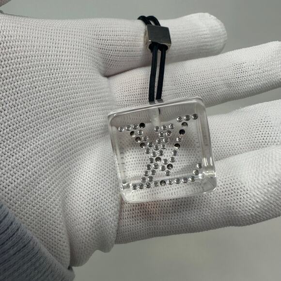 Louis Vuitton LV Transparent Hair Tie Bobbles Silver Clear - Picture 6 of 7